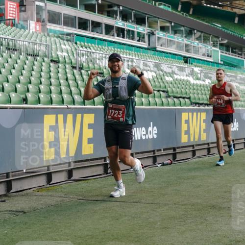 13.09.2026 - 21. swb-Marathon Bremen Michael Burmester http://msf.ph/oto/10450379 13.09.2026 12:49:06 Laufen im Stadion 382, 384, 524, 572, 670, 779, 826, 889, 899, 1349, 1517, 1605, 1723, 1748, 1872, 1925, 2287, 2288, 2605, 2750, 2844, 2909, 2956, 3043, 3110, 3127, 3197, 3242, 3276, 3330, 3466, 3625, 3910, 3973, 4033, 4082, 4247, 4384, 4712, 4732, 4743, 4852, 4898, 4990, 5424, 5517, 5570, 5585, 5594, 5648, 6025, 6058, 6652, 6692, 6842, 6906, 6951, 7064, 7109, 7115, 7399, 7636, 7803, 7876, 8611, 8706, 8877, 8973, 8980, 8981, 9010, 9035, 9429 meine-sportfotos.de