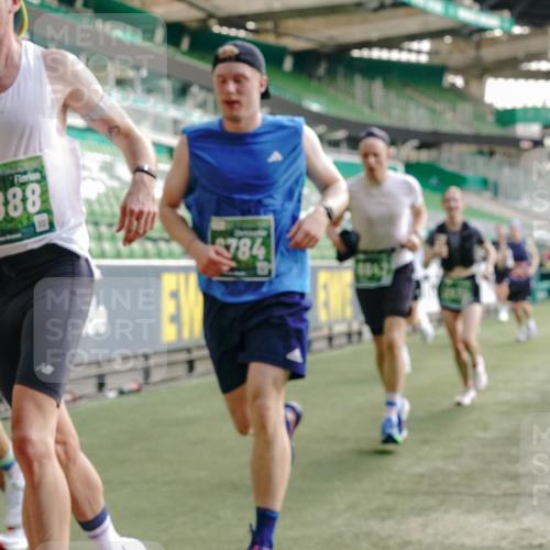 13.09.2026 - 21. swb-Marathon Bremen Michael Burmester http://msf.ph/oto/10450614 13.09.2026 12:49:18 Laufen im Stadion 382, 524, 572, 663, 670, 779, 826, 889, 899, 1349, 1517, 1605, 1723, 1748, 1872, 1925, 2052, 2287, 2288, 2347, 2605, 2750, 2844, 2909, 3043, 3110, 3127, 3197, 3276, 3330, 3466, 3625, 3910, 3973, 4033, 4082, 4247, 4384, 4712, 4732, 4743, 4852, 4898, 4990, 5111, 5377, 5383, 5424, 5517, 5570, 5585, 5594, 5648, 6025, 6058, 6652, 6692, 6842, 6906, 6951, 7064, 7109, 7115, 7121, 7399, 7636, 7803, 7876, 8706, 8877, 8973, 8981, 9010, 9035, 9429 meine-sportfotos.de