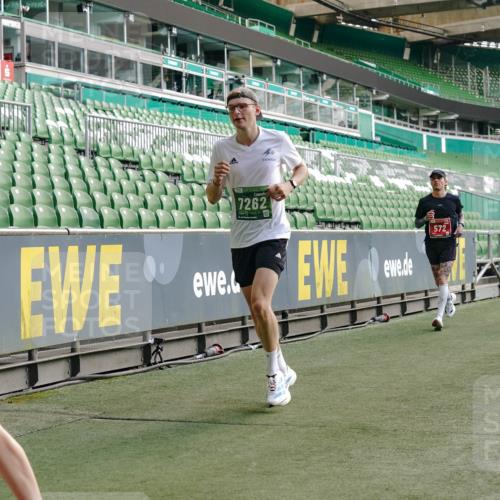 13.09.2026 - 21. swb-Marathon Bremen Michael Burmester http://msf.ph/oto/10450686 13.09.2026 12:49:20 Laufen im Stadion 382, 469, 524, 572, 663, 670, 779, 826, 889, 899, 1349, 1517, 1605, 1723, 1748, 1872, 1925, 2052, 2287, 2288, 2347, 2605, 2750, 2844, 2909, 3043, 3110, 3127, 3197, 3276, 3330, 3466, 3625, 3910, 3973, 4033, 4082, 4247, 4384, 4712, 4732, 4743, 4852, 4898, 4990, 5111, 5377, 5383, 5424, 5517, 5570, 5585, 5594, 5648, 6025, 6058, 6652, 6692, 6842, 6906, 6951, 7064, 7109, 7115, 7121, 7399, 7636, 7803, 7876, 8706, 8877, 8973, 8981, 9010, 9035, 9429 meine-sportfotos.de