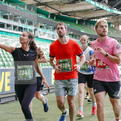 13.09.2026 - 21. swb-Marathon Bremen Michael Burmester http://msf.ph/oto/10450868 13.09.2026 13:09:31 Laufen im Stadion 164, 383, 391, 448, 532, 549, 551, 563, 625, 813, 869, 884, 898, 1025, 1072, 1124, 1150, 1180, 1285, 1289, 1398, 1559, 1688, 1855, 1867, 1880, 1899, 2041, 2208, 2229, 2232, 2243, 2268, 2380, 2413, 2429, 2441, 2467, 2471, 2525, 2530, 2553, 2573, 2594, 2635, 2692, 2714, 2717, 2727, 2782, 2785, 2823, 2841, 2897, 2920, 2930, 2931, 2941, 3032, 3063, 3086, 3291, 3316, 3327, 3333, 3398, 3437, 3707, 3769, 109 meine-sportfotos.de