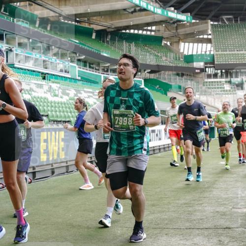 13.09.2026 - 21. swb-Marathon Bremen Michael Burmester http://msf.ph/oto/10451090 13.09.2026 13:09:35 Laufen im Stadion 164, 383, 391, 448, 532, 549, 551, 563, 625, 813, 869, 884, 898, 1025, 1072, 1124, 1150, 1180, 1289, 1398, 1559, 1688, 1855, 1867, 1880, 1899, 2041, 2208, 2229, 2232, 2243, 2268, 2380, 2413, 2429, 2441, 2467, 2471, 2525, 2530, 2553, 2573, 2594, 2635, 2692, 2714, 2717, 2727, 2785, 2823, 2841, 2897, 2920, 2930, 2931, 2941, 3032, 3063, 3086, 3122, 3291, 3316, 3327, 3333, 3398, 3437, 3707, 3769, 109 meine-sportfotos.de
