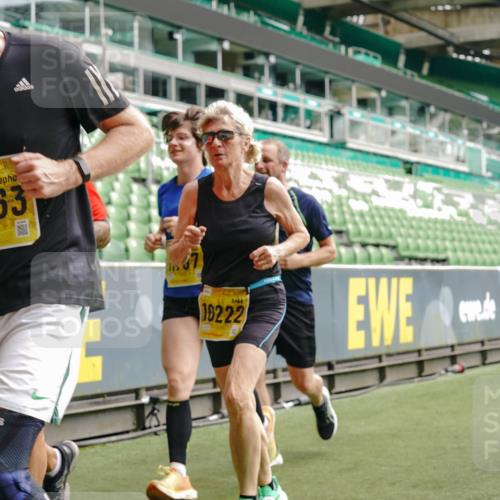13.09.2026 - 21. swb-Marathon Bremen Michael Burmester http://msf.ph/oto/10451434 13.09.2026 10:31:26 Laufen im Stadion 10141, 10146, 10174, 10193, 10222, 10227, 10233, 10246, 10255, 10281, 10284, 10304, 10339, 10359, 10392, 10443, 10448, 10471, 10478, 10479, 10503, 10515, 10518, 10529, 10540, 10543, 10555, 10577, 10579, 10588, 10589, 10608, 10610, 10626, 10631, 10641, 10646, 10652, 10684, 10685, 10703, 10704, 10708, 10714, 10725, 10757, 10765, 10780, 10808, 10821, 10822, 10837, 10838, 10862, 10863, 10884, 10886, 10887, 10906, 10984, 11002, 11038, 11350, 11379 meine-sportfotos.de