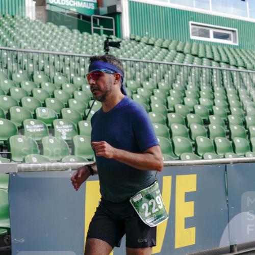 13.09.2026 - 21. swb-Marathon Bremen Michael Burmester http://msf.ph/oto/10451450 13.09.2026 12:50:01 Laufen im Stadion 469, 524, 572, 663, 670, 779, 826, 899, 1513, 1517, 1605, 1723, 1748, 1998, 2052, 2130, 2287, 2288, 2291, 2295, 2347, 2360, 2444, 2750, 2909, 3043, 3197, 3276, 3330, 3625, 3647, 3973, 4023, 4033, 4082, 4247, 4368, 4384, 4559, 4732, 4743, 4852, 4888, 4898, 4990, 5066, 5111, 5155, 5314, 5377, 5383, 5424, 5517, 5532, 5570, 5585, 5594, 5620, 5627, 5636, 5648, 6267, 6471, 6652, 6668, 6692, 6842, 6901, 6906, 7064, 7109, 7115, 7121, 7636, 7876, 9035 meine-sportfotos.de