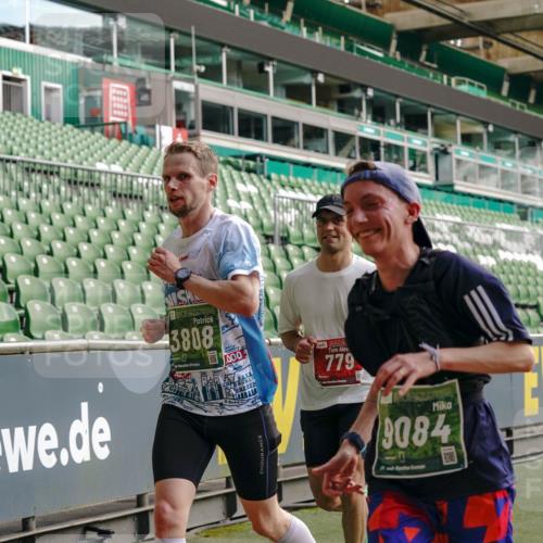 13.09.2026 - 21. swb-Marathon Bremen Michael Burmester http://msf.ph/oto/10451541 13.09.2026 12:50:06 Laufen im Stadion 469, 524, 572, 663, 670, 779, 899, 1510, 1513, 1517, 1605, 1723, 1748, 1998, 2052, 2130, 2287, 2288, 2291, 2295, 2347, 2360, 2442, 2444, 2750, 2909, 3043, 3197, 3276, 3330, 3625, 3647, 3808, 3973, 4023, 4033, 4082, 4247, 4368, 4384, 4559, 4732, 4743, 4852, 4888, 4898, 4990, 5066, 5111, 5155, 5314, 5377, 5383, 5424, 5517, 5532, 5570, 5585, 5594, 5620, 5627, 5636, 5648, 6267, 6471, 6652, 6668, 6692, 6842, 6901, 6906, 7109, 7115, 7121, 7876, 9035 meine-sportfotos.de