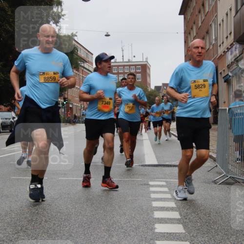 13.09.2026 - Kiel Lauf Markus Tischler http://msf.ph/oto/10451543 13.09.2026 09:45:21 Fleethörn 8859, 7349, 7911, 1, 39, 5829 meine-sportfotos.de