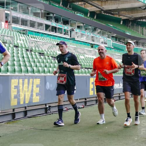 13.09.2026 - 21. swb-Marathon Bremen Michael Burmester http://msf.ph/oto/10451565 13.09.2026 13:09:44 Laufen im Stadion 164, 383, 391, 448, 532, 549, 563, 625, 813, 869, 898, 1025, 1072, 1124, 1150, 1180, 1289, 1398, 1559, 1855, 1867, 1880, 1894, 1899, 2041, 2202, 2208, 2229, 2232, 2243, 2268, 2284, 2339, 2342, 2380, 2413, 2429, 2441, 2467, 2471, 2525, 2530, 2553, 2573, 2594, 2682, 2692, 2714, 2717, 2727, 2785, 2823, 2841, 2897, 2920, 2930, 2931, 2932, 2941, 3032, 3063, 3086, 3089, 3122, 3291, 3316, 3327, 3333, 3398, 3410, 3437, 3707, 3769, 109 meine-sportfotos.de