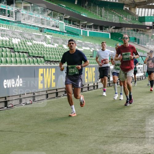 13.09.2026 - 21. swb-Marathon Bremen Michael Burmester http://msf.ph/oto/10451683 13.09.2026 12:50:12 Laufen im Stadion 335, 469, 524, 572, 663, 670, 771, 779, 899, 1510, 1513, 1517, 1605, 1613, 1723, 1748, 1970, 1998, 2052, 2130, 2287, 2288, 2291, 2295, 2347, 2360, 2442, 2444, 2750, 2909, 3043, 3197, 3276, 3330, 3484, 3625, 3647, 3808, 3973, 4023, 4033, 4082, 4247, 4368, 4384, 4473, 4559, 4743, 4852, 4888, 4898, 4990, 5066, 5111, 5155, 5314, 5377, 5383, 5424, 5517, 5532, 5570, 5585, 5594, 5620, 5627, 5636, 5648, 6267, 6471, 6652, 6668, 6692, 6842, 6901, 6906, 7109, 7115, 7121, 7876 meine-sportfotos.de