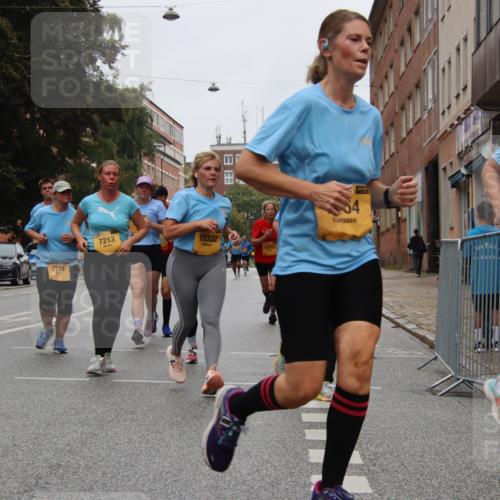 13.09.2026 - Kiel Lauf Markus Tischler http://msf.ph/oto/10451746 13.09.2026 09:46:13 Fleethörn 7731, 7213, 10322, 10731, 139, 7308 meine-sportfotos.de