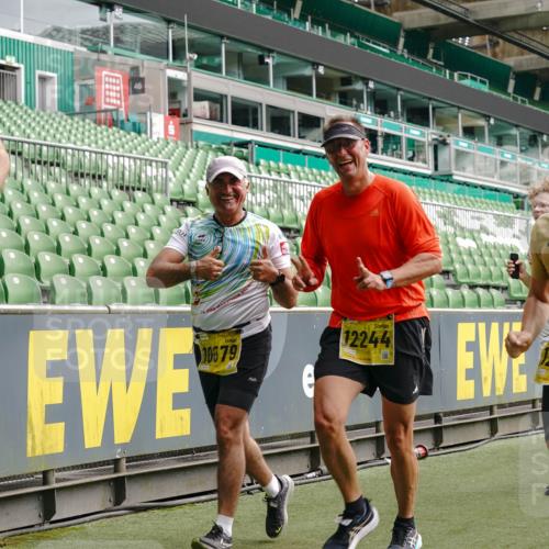 13.09.2026 - 21. swb-Marathon Bremen Michael Burmester http://msf.ph/oto/10451765 13.09.2026 10:31:31 Laufen im Stadion 10141, 10146, 10174, 10193, 10222, 10227, 10246, 10255, 10281, 10284, 10304, 10339, 10359, 10443, 10448, 10471, 10478, 10479, 10503, 10515, 10517, 10518, 10529, 10540, 10543, 10555, 10577, 10579, 10588, 10589, 10608, 10610, 10626, 10631, 10641, 10646, 10652, 10684, 10685, 10690, 10703, 10704, 10708, 10714, 10725, 10757, 10765, 10780, 10808, 10821, 10822, 10837, 10838, 10862, 10863, 10884, 10886, 10984, 11002, 11038, 11350, 11379 meine-sportfotos.de