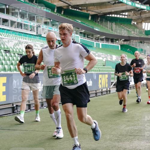 13.09.2026 - 21. swb-Marathon Bremen Michael Burmester http://msf.ph/oto/10451871 13.09.2026 13:09:50 Laufen im Stadion 164, 383, 391, 448, 532, 549, 563, 625, 813, 869, 898, 1025, 1072, 1124, 1150, 1180, 1289, 1398, 1559, 1855, 1867, 1880, 1894, 1899, 1967, 2202, 2208, 2232, 2243, 2268, 2284, 2339, 2342, 2380, 2413, 2429, 2441, 2467, 2471, 2525, 2530, 2553, 2573, 2594, 2654, 2682, 2692, 2714, 2717, 2785, 2819, 2823, 2841, 2897, 2920, 2930, 2931, 2932, 2941, 3032, 3063, 3086, 3089, 3122, 3208, 3291, 3316, 3327, 3333, 3370, 3398, 3410, 3437, 3707, 3769, 109 meine-sportfotos.de