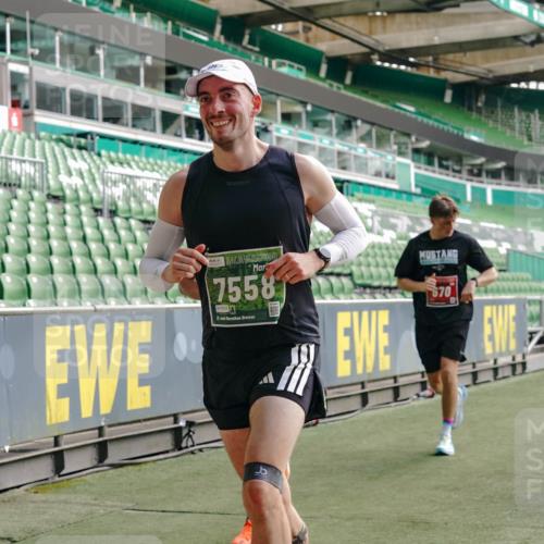 13.09.2026 - 21. swb-Marathon Bremen Michael Burmester http://msf.ph/oto/10451927 13.09.2026 12:50:21 Laufen im Stadion 335, 469, 524, 663, 670, 771, 779, 899, 1510, 1513, 1517, 1605, 1613, 1723, 1748, 1970, 1998, 2052, 2130, 2287, 2288, 2291, 2295, 2347, 2360, 2442, 2444, 2750, 2909, 3043, 3197, 3330, 3484, 3625, 3647, 3808, 3959, 3973, 4023, 4033, 4247, 4368, 4384, 4473, 4559, 4743, 4852, 4888, 4898, 4990, 5066, 5111, 5155, 5314, 5377, 5383, 5517, 5532, 5570, 5585, 5594, 5620, 5627, 5636, 5648, 5696, 6267, 6471, 6652, 6668, 6692, 6842, 6901, 6906, 7109, 7115, 7121, 8033 meine-sportfotos.de
