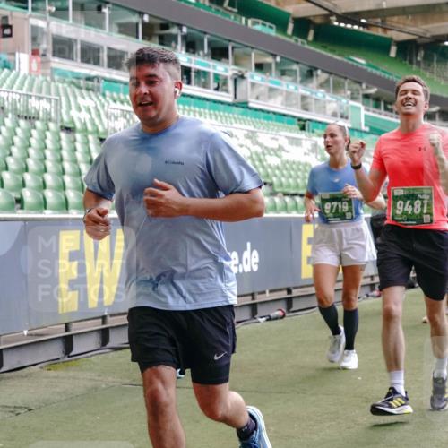 13.09.2026 - 21. swb-Marathon Bremen Michael Burmester http://msf.ph/oto/10452156 13.09.2026 13:09:56 Laufen im Stadion 164, 383, 391, 448, 532, 549, 563, 625, 813, 869, 898, 1025, 1072, 1124, 1150, 1180, 1398, 1738, 1855, 1867, 1880, 1894, 1967, 2202, 2208, 2232, 2243, 2268, 2284, 2333, 2339, 2342, 2380, 2413, 2429, 2432, 2441, 2467, 2471, 2525, 2530, 2553, 2573, 2594, 2654, 2682, 2692, 2714, 2717, 2785, 2819, 2823, 2841, 2897, 2920, 2930, 2931, 2932, 2941, 3032, 3063, 3086, 3089, 3122, 3208, 3291, 3316, 3327, 3333, 3370, 3398, 3410, 3437, 3470, 3707, 3769, 109 meine-sportfotos.de
