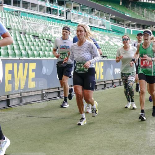 13.09.2026 - 21. swb-Marathon Bremen Michael Burmester http://msf.ph/oto/10452257 13.09.2026 13:09:58 Laufen im Stadion 164, 383, 391, 448, 532, 549, 563, 581, 625, 813, 869, 898, 1025, 1072, 1124, 1150, 1180, 1398, 1738, 1855, 1867, 1880, 1894, 1967, 2202, 2208, 2232, 2243, 2268, 2284, 2333, 2339, 2342, 2380, 2413, 2429, 2432, 2441, 2467, 2471, 2525, 2530, 2553, 2573, 2594, 2654, 2682, 2692, 2714, 2717, 2785, 2819, 2823, 2841, 2897, 2920, 2930, 2931, 2932, 2941, 3032, 3063, 3086, 3089, 3122, 3208, 3291, 3316, 3327, 3333, 3370, 3398, 3410, 3437, 3470, 3707, 3769, 109 meine-sportfotos.de