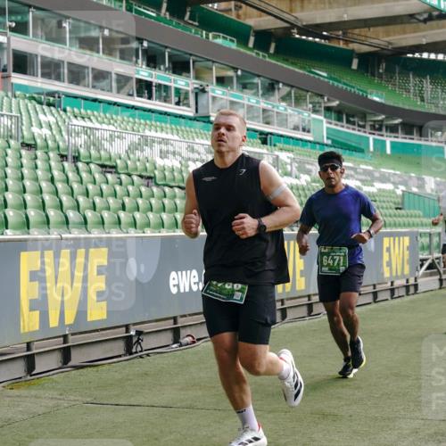 13.09.2026 - 21. swb-Marathon Bremen Michael Burmester http://msf.ph/oto/10452271 13.09.2026 12:50:38 Laufen im Stadion 335, 469, 663, 670, 771, 779, 899, 1125, 1146, 1455, 1510, 1513, 1517, 1605, 1613, 1748, 1970, 1998, 2052, 2130, 2288, 2291, 2295, 2347, 2360, 2442, 2444, 2750, 2909, 3330, 3440, 3484, 3625, 3647, 3703, 3808, 3959, 3973, 4023, 4033, 4247, 4368, 4384, 4473, 4559, 4582, 4727, 4743, 4781, 4782, 4852, 4888, 4990, 5066, 5111, 5155, 5314, 5377, 5383, 5521, 5532, 5570, 5585, 5594, 5620, 5627, 5636, 5696, 6267, 6274, 6471, 6652, 6668, 6842, 6901, 6906, 7109, 7115, 7121, 8033, 8798 meine-sportfotos.de