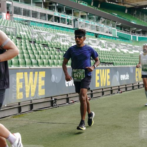 13.09.2026 - 21. swb-Marathon Bremen Michael Burmester http://msf.ph/oto/10452290 13.09.2026 12:50:39 Laufen im Stadion 335, 469, 663, 670, 771, 779, 1125, 1146, 1455, 1510, 1513, 1517, 1605, 1613, 1748, 1970, 1998, 2052, 2130, 2288, 2291, 2295, 2347, 2360, 2442, 2444, 2750, 2909, 3330, 3440, 3484, 3625, 3647, 3703, 3808, 3959, 3973, 4023, 4033, 4368, 4384, 4473, 4559, 4582, 4727, 4743, 4781, 4782, 4852, 4888, 4990, 5066, 5111, 5155, 5314, 5377, 5383, 5521, 5532, 5570, 5585, 5594, 5620, 5627, 5636, 5696, 6267, 6274, 6471, 6652, 6668, 6842, 6901, 6906, 7109, 7115, 7121, 8033, 8798 meine-sportfotos.de