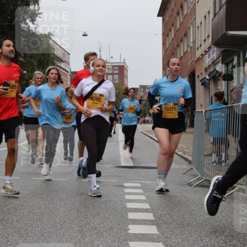 13.09.2026 - Kiel Lauf Markus Tischler http://msf.ph/oto/10452454 13.09.2026 09:49:56 Fleethörn 38, 585, 5235, 1, 39, 2, 6592, 9550, 35, 10371, 00 meine-sportfotos.de