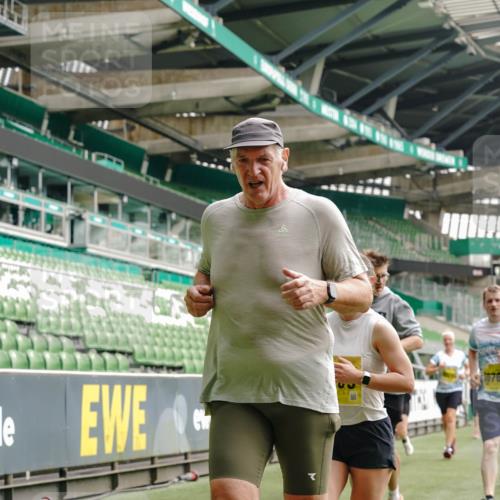 13.09.2026 - 21. swb-Marathon Bremen Michael Burmester http://msf.ph/oto/10452665 13.09.2026 10:31:48 Laufen im Stadion 10141, 10146, 10174, 10222, 10226, 10227, 10243, 10246, 10249, 10255, 10256, 10281, 10284, 10304, 10322, 10339, 10359, 10365, 10410, 10443, 10448, 10471, 10478, 10479, 10503, 10517, 10518, 10529, 10540, 10543, 10555, 10565, 10577, 10579, 10589, 10608, 10610, 10626, 10631, 10646, 10670, 10684, 10685, 10690, 10703, 10704, 10707, 10708, 10714, 10721, 10725, 10757, 10765, 10821, 10822, 10838, 10862, 10863, 10884, 10886, 11038, 11350, 11379 meine-sportfotos.de