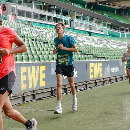 13.09.2026 - 21. swb-Marathon Bremen Michael Burmester http://msf.ph/oto/10452678 13.09.2026 12:50:55 Laufen im Stadion 335, 469, 663, 670, 771, 779, 1125, 1146, 1162, 1455, 1510, 1513, 1517, 1605, 1613, 1970, 1998, 2052, 2130, 2288, 2291, 2295, 2347, 2360, 2442, 2444, 2447, 2750, 2759, 2909, 3440, 3484, 3625, 3647, 3703, 3808, 3959, 4023, 4165, 4368, 4384, 4429, 4473, 4559, 4571, 4582, 4727, 4743, 4781, 4782, 4888, 4895, 5066, 5079, 5111, 5155, 5168, 5314, 5377, 5383, 5521, 5532, 5585, 5620, 5627, 5636, 5696, 6267, 6274, 6471, 6652, 6668, 6901, 6906, 7109, 7115, 7121, 8033, 8798 meine-sportfotos.de