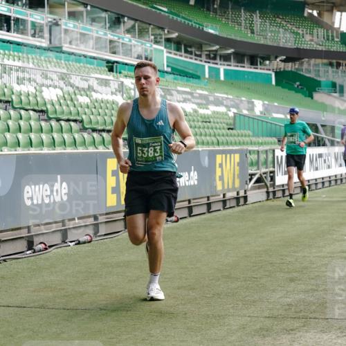 13.09.2026 - 21. swb-Marathon Bremen Michael Burmester http://msf.ph/oto/10452741 13.09.2026 12:50:58 Laufen im Stadion 335, 469, 663, 670, 734, 771, 779, 1043, 1125, 1146, 1162, 1455, 1510, 1513, 1517, 1605, 1613, 1970, 1998, 2052, 2130, 2288, 2291, 2295, 2347, 2360, 2442, 2444, 2447, 2759, 3440, 3484, 3625, 3647, 3703, 3808, 3959, 4023, 4165, 4368, 4384, 4429, 4473, 4559, 4571, 4582, 4727, 4781, 4782, 4888, 4895, 5066, 5079, 5111, 5155, 5168, 5314, 5377, 5379, 5383, 5521, 5532, 5585, 5620, 5627, 5636, 5696, 6267, 6274, 6471, 6652, 6668, 6901, 6906, 7109, 7115, 7121, 8033, 8798 meine-sportfotos.de