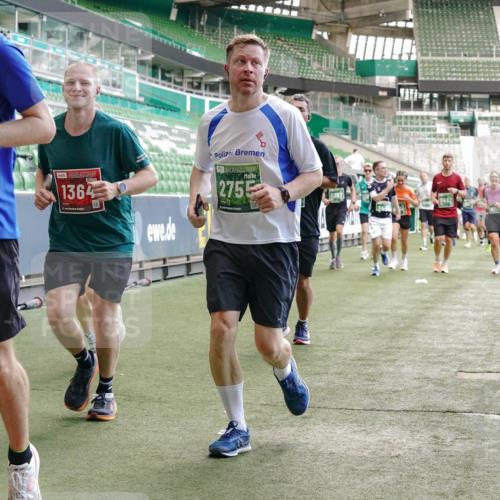 13.09.2026 - 21. swb-Marathon Bremen Michael Burmester http://msf.ph/oto/10452794 13.09.2026 13:10:08 Laufen im Stadion 164, 373, 383, 391, 448, 532, 549, 563, 581, 625, 813, 869, 898, 1025, 1072, 1150, 1180, 1398, 1738, 1855, 1867, 1880, 1894, 1967, 2202, 2208, 2232, 2243, 2268, 2284, 2333, 2339, 2342, 2413, 2429, 2432, 2441, 2471, 2525, 2530, 2553, 2573, 2594, 2654, 2682, 2692, 2714, 2717, 2784, 2785, 2819, 2823, 2920, 2931, 2932, 2941, 3026, 3032, 3063, 3086, 3089, 3122, 3174, 3207, 3208, 3291, 3316, 3327, 3333, 3370, 3398, 3410, 3437, 3470, 3707, 3769, 109 meine-sportfotos.de