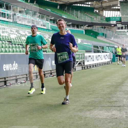 13.09.2026 - 21. swb-Marathon Bremen Michael Burmester http://msf.ph/oto/10452813 13.09.2026 12:51:02 Laufen im Stadion 335, 469, 663, 670, 734, 771, 779, 1043, 1125, 1146, 1162, 1455, 1510, 1513, 1517, 1605, 1613, 1970, 1998, 2052, 2130, 2288, 2291, 2295, 2347, 2360, 2442, 2444, 2447, 2759, 3440, 3484, 3625, 3647, 3703, 3808, 3959, 4023, 4165, 4368, 4384, 4429, 4473, 4559, 4571, 4582, 4727, 4781, 4782, 4888, 4895, 5066, 5079, 5111, 5155, 5168, 5314, 5377, 5379, 5383, 5521, 5532, 5585, 5620, 5627, 5636, 5696, 6267, 6274, 6471, 6652, 6668, 6901, 6906, 7109, 7115, 7121, 8033, 8798 meine-sportfotos.de