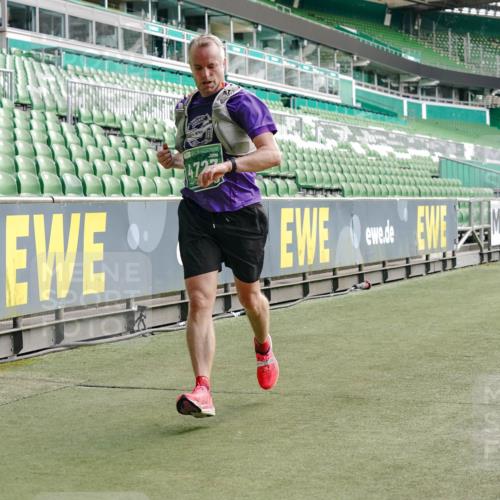 13.09.2026 - 21. swb-Marathon Bremen Michael Burmester http://msf.ph/oto/10452864 13.09.2026 12:51:04 Laufen im Stadion 335, 469, 663, 670, 734, 771, 1043, 1125, 1146, 1162, 1455, 1510, 1513, 1517, 1605, 1613, 1970, 1998, 2052, 2130, 2288, 2291, 2295, 2347, 2360, 2442, 2444, 2447, 2759, 3440, 3484, 3625, 3647, 3703, 3808, 3959, 4023, 4165, 4368, 4384, 4429, 4473, 4559, 4571, 4582, 4727, 4781, 4782, 4888, 4895, 5066, 5079, 5111, 5155, 5168, 5314, 5377, 5379, 5383, 5521, 5532, 5585, 5620, 5627, 5636, 5696, 6267, 6274, 6471, 6652, 6668, 6901, 6906, 7109, 7115, 7121, 8033, 8798 meine-sportfotos.de
