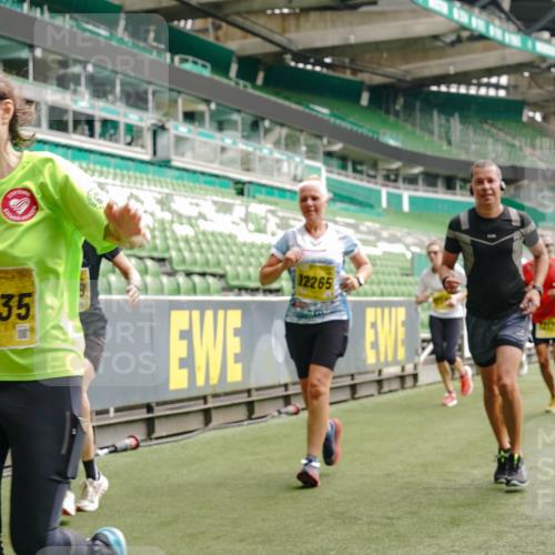 13.09.2026 - 21. swb-Marathon Bremen Michael Burmester http://msf.ph/oto/10452966 13.09.2026 10:31:52 Laufen im Stadion 10141, 10146, 10174, 10222, 10226, 10227, 10243, 10246, 10249, 10255, 10256, 10281, 10284, 10304, 10322, 10339, 10359, 10365, 10410, 10443, 10448, 10471, 10478, 10479, 10486, 10503, 10517, 10518, 10529, 10540, 10543, 10555, 10565, 10577, 10579, 10589, 10608, 10610, 10626, 10631, 10646, 10670, 10675, 10684, 10685, 10690, 10703, 10704, 10707, 10708, 10714, 10721, 10725, 10757, 10765, 10771, 10821, 10822, 10838, 10863, 10886, 11038, 11350, 11379 meine-sportfotos.de