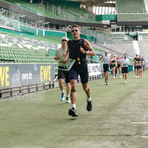 13.09.2026 - 21. swb-Marathon Bremen Michael Burmester http://msf.ph/oto/10452997 13.09.2026 12:51:14 Laufen im Stadion 235, 335, 469, 663, 670, 734, 771, 863, 1043, 1125, 1146, 1162, 1455, 1510, 1513, 1605, 1613, 1970, 1998, 2052, 2130, 2288, 2291, 2295, 2347, 2360, 2442, 2444, 2447, 2759, 2847, 3440, 3484, 3566, 3625, 3647, 3703, 3808, 3959, 4023, 4165, 4368, 4429, 4473, 4559, 4571, 4573, 4582, 4727, 4781, 4782, 4888, 4895, 5066, 5079, 5111, 5152, 5155, 5168, 5314, 5377, 5379, 5383, 5521, 5532, 5620, 5627, 5636, 5696, 6267, 6274, 6471, 6652, 6668, 6901, 6906, 7121, 8033, 8798 meine-sportfotos.de