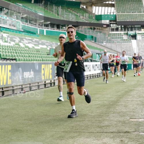 13.09.2026 - 21. swb-Marathon Bremen Michael Burmester http://msf.ph/oto/10453004 13.09.2026 12:51:14 Laufen im Stadion 235, 335, 469, 663, 670, 734, 771, 863, 1043, 1125, 1146, 1162, 1455, 1510, 1513, 1605, 1613, 1970, 1998, 2052, 2130, 2288, 2291, 2295, 2347, 2360, 2442, 2444, 2447, 2759, 2847, 3440, 3484, 3566, 3625, 3647, 3703, 3808, 3959, 4023, 4165, 4368, 4429, 4473, 4559, 4571, 4573, 4582, 4727, 4781, 4782, 4888, 4895, 5066, 5079, 5111, 5152, 5155, 5168, 5314, 5377, 5379, 5383, 5521, 5532, 5620, 5627, 5636, 5696, 6267, 6274, 6471, 6652, 6668, 6901, 6906, 7121, 8033, 8798 meine-sportfotos.de