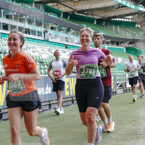 13.09.2026 - 21. swb-Marathon Bremen Michael Burmester http://msf.ph/oto/10453026 13.09.2026 13:10:15 Laufen im Stadion 164, 373, 383, 391, 448, 532, 549, 563, 581, 625, 813, 869, 898, 984, 1072, 1150, 1180, 1398, 1738, 1855, 1867, 1880, 1894, 1967, 2202, 2208, 2232, 2243, 2268, 2284, 2333, 2339, 2342, 2413, 2429, 2432, 2441, 2443, 2471, 2525, 2530, 2531, 2553, 2573, 2589, 2594, 2654, 2682, 2692, 2714, 2717, 2784, 2785, 2819, 2920, 2931, 2932, 2941, 3026, 3032, 3063, 3086, 3089, 3122, 3174, 3207, 3208, 3291, 3316, 3327, 3333, 3370, 3398, 3409, 3410, 3437, 3470, 3707, 3769, 109 meine-sportfotos.de