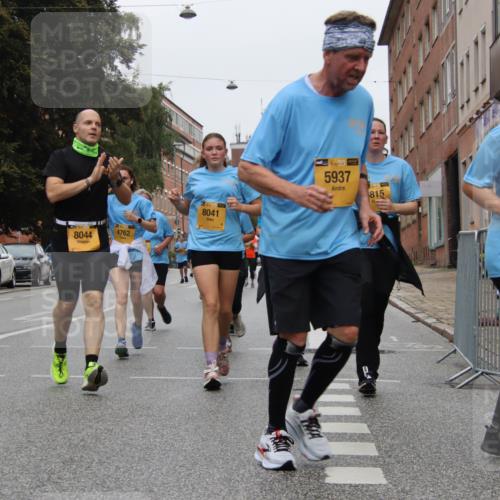 13.09.2026 - Kiel Lauf Markus Tischler http://msf.ph/oto/10453054 13.09.2026 09:53:07 Fleethörn 8044, 4762, 39, 8041, 38, 5937, 815, 1438, 6825 meine-sportfotos.de