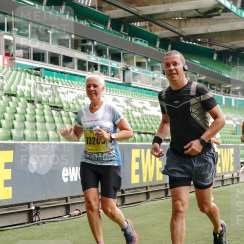13.09.2026 - 21. swb-Marathon Bremen Michael Burmester http://msf.ph/oto/10453058 13.09.2026 10:31:53 Laufen im Stadion 10141, 10146, 10174, 10222, 10226, 10227, 10243, 10246, 10249, 10255, 10256, 10281, 10284, 10304, 10322, 10339, 10359, 10365, 10410, 10443, 10448, 10471, 10478, 10479, 10486, 10503, 10517, 10518, 10529, 10540, 10543, 10555, 10565, 10577, 10579, 10589, 10608, 10610, 10626, 10631, 10646, 10670, 10675, 10684, 10685, 10690, 10703, 10704, 10707, 10708, 10714, 10721, 10725, 10757, 10765, 10771, 10821, 10822, 10838, 10886, 11038, 11350, 11379 meine-sportfotos.de