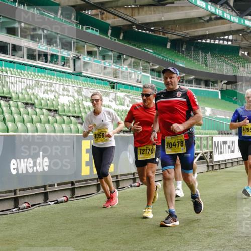 13.09.2026 - 21. swb-Marathon Bremen Michael Burmester http://msf.ph/oto/10453077 13.09.2026 10:31:55 Laufen im Stadion 10141, 10146, 10174, 10222, 10226, 10227, 10243, 10246, 10249, 10255, 10256, 10281, 10284, 10304, 10322, 10339, 10359, 10365, 10372, 10410, 10443, 10448, 10471, 10478, 10479, 10486, 10503, 10517, 10518, 10529, 10540, 10543, 10555, 10565, 10577, 10579, 10589, 10608, 10610, 10626, 10631, 10646, 10670, 10675, 10684, 10685, 10690, 10703, 10704, 10707, 10708, 10714, 10721, 10725, 10757, 10765, 10771, 10821, 10822, 10838, 10886, 11038, 11350, 11379 meine-sportfotos.de