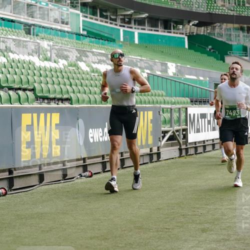 13.09.2026 - 21. swb-Marathon Bremen Michael Burmester http://msf.ph/oto/10453080 13.09.2026 12:51:19 Laufen im Stadion 235, 335, 469, 663, 734, 771, 863, 1043, 1125, 1146, 1162, 1455, 1492, 1510, 1513, 1613, 1955, 1970, 1998, 2008, 2052, 2130, 2291, 2295, 2347, 2360, 2442, 2444, 2447, 2759, 2847, 3440, 3484, 3566, 3647, 3703, 3808, 3899, 3959, 4023, 4165, 4368, 4429, 4473, 4559, 4571, 4573, 4582, 4727, 4781, 4782, 4888, 4895, 5066, 5079, 5111, 5152, 5155, 5168, 5314, 5377, 5379, 5383, 5521, 5532, 5620, 5627, 5636, 5696, 6267, 6274, 6471, 6668, 6901, 7121, 8033, 8798 meine-sportfotos.de