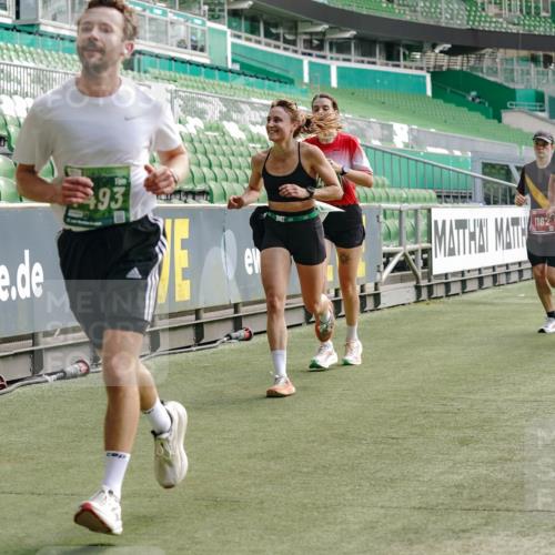 13.09.2026 - 21. swb-Marathon Bremen Michael Burmester http://msf.ph/oto/10453154 13.09.2026 12:51:22 Laufen im Stadion 235, 335, 469, 734, 771, 863, 1043, 1125, 1146, 1162, 1455, 1492, 1510, 1513, 1613, 1955, 1970, 1998, 2008, 2130, 2291, 2295, 2360, 2442, 2444, 2447, 2759, 2847, 3440, 3484, 3566, 3647, 3703, 3808, 3899, 3959, 4023, 4165, 4368, 4429, 4473, 4559, 4571, 4573, 4582, 4727, 4781, 4782, 4888, 4895, 5066, 5079, 5152, 5155, 5168, 5314, 5377, 5379, 5383, 5521, 5532, 5620, 5627, 5636, 5696, 6267, 6274, 6471, 6668, 6901, 7121, 8033, 8798 meine-sportfotos.de