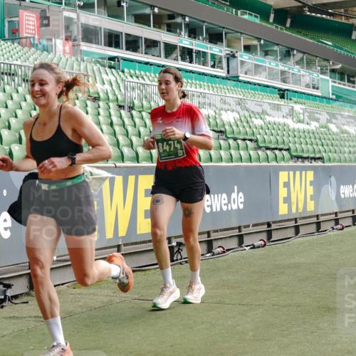 13.09.2026 - 21. swb-Marathon Bremen Michael Burmester http://msf.ph/oto/10453217 13.09.2026 12:51:24 Laufen im Stadion 235, 335, 469, 734, 771, 863, 1043, 1125, 1146, 1162, 1455, 1492, 1510, 1513, 1613, 1955, 1970, 1998, 2008, 2130, 2291, 2295, 2360, 2442, 2444, 2447, 2759, 2847, 3440, 3484, 3566, 3647, 3703, 3808, 3830, 3899, 3959, 4023, 4165, 4368, 4429, 4473, 4475, 4559, 4571, 4573, 4582, 4727, 4781, 4782, 4888, 4895, 5066, 5079, 5152, 5155, 5168, 5314, 5377, 5379, 5383, 5521, 5532, 5620, 5627, 5636, 5696, 6267, 6274, 6471, 6668, 6901, 7121, 8033, 8798 meine-sportfotos.de