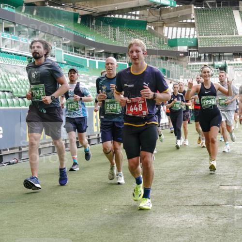 13.09.2026 - 21. swb-Marathon Bremen Michael Burmester http://msf.ph/oto/10453239 13.09.2026 13:10:19 Laufen im Stadion 164, 373, 383, 391, 448, 532, 549, 563, 581, 625, 813, 869, 898, 984, 1072, 1150, 1180, 1738, 1855, 1867, 1880, 1894, 1967, 2202, 2208, 2232, 2243, 2268, 2284, 2330, 2333, 2339, 2342, 2429, 2432, 2441, 2443, 2471, 2525, 2530, 2531, 2553, 2573, 2589, 2594, 2654, 2682, 2692, 2714, 2717, 2784, 2785, 2819, 2836, 2920, 2931, 2932, 2941, 3026, 3032, 3063, 3086, 3089, 3122, 3174, 3207, 3208, 3291, 3316, 3327, 3333, 3370, 3398, 3409, 3410, 3437, 3470, 3549, 3707, 3769, 109 meine-sportfotos.de