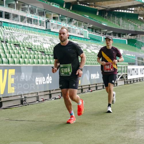 13.09.2026 - 21. swb-Marathon Bremen Michael Burmester http://msf.ph/oto/10453240 13.09.2026 12:51:25 Laufen im Stadion 235, 335, 469, 734, 771, 863, 1043, 1125, 1146, 1162, 1232, 1455, 1492, 1510, 1513, 1613, 1955, 1970, 1998, 2008, 2130, 2291, 2295, 2360, 2442, 2444, 2447, 2759, 2847, 3440, 3484, 3566, 3647, 3703, 3808, 3830, 3899, 3959, 4023, 4165, 4368, 4429, 4473, 4475, 4559, 4571, 4573, 4582, 4727, 4781, 4782, 4888, 4895, 5066, 5079, 5152, 5155, 5168, 5314, 5377, 5379, 5383, 5521, 5532, 5620, 5627, 5636, 5696, 6267, 6274, 6471, 6668, 6901, 7121, 8033, 8798 meine-sportfotos.de