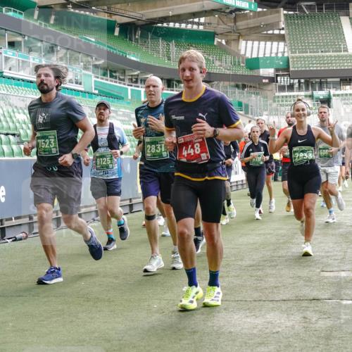 13.09.2026 - 21. swb-Marathon Bremen Michael Burmester http://msf.ph/oto/10453258 13.09.2026 13:10:19 Laufen im Stadion 164, 373, 383, 391, 448, 532, 549, 563, 581, 625, 813, 869, 898, 984, 1072, 1150, 1180, 1738, 1855, 1867, 1880, 1894, 1967, 2202, 2208, 2232, 2243, 2268, 2284, 2330, 2333, 2339, 2342, 2429, 2432, 2441, 2443, 2471, 2525, 2530, 2531, 2553, 2573, 2589, 2594, 2654, 2682, 2692, 2714, 2717, 2784, 2785, 2819, 2836, 2920, 2931, 2932, 2941, 3026, 3032, 3063, 3086, 3089, 3122, 3174, 3207, 3208, 3291, 3316, 3327, 3333, 3370, 3398, 3409, 3410, 3437, 3470, 3549, 3707, 3769, 109 meine-sportfotos.de
