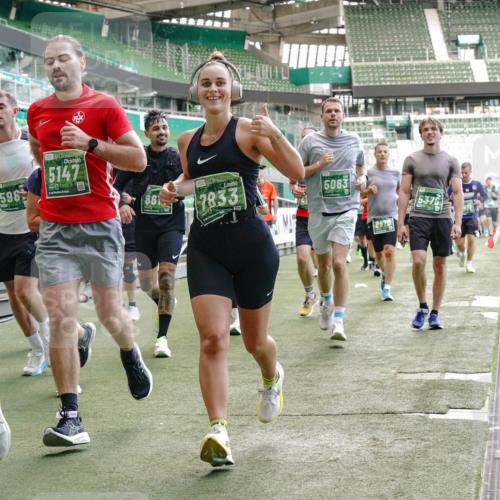 13.09.2026 - 21. swb-Marathon Bremen Michael Burmester http://msf.ph/oto/10453351 13.09.2026 13:10:21 Laufen im Stadion 164, 373, 383, 391, 448, 532, 549, 563, 581, 625, 813, 869, 898, 984, 1072, 1150, 1180, 1738, 1855, 1867, 1880, 1894, 1967, 2202, 2208, 2232, 2243, 2268, 2284, 2330, 2333, 2339, 2342, 2429, 2432, 2441, 2443, 2471, 2525, 2530, 2531, 2553, 2573, 2589, 2594, 2654, 2682, 2692, 2714, 2717, 2784, 2785, 2819, 2836, 2920, 2931, 2932, 2941, 3026, 3032, 3063, 3086, 3089, 3122, 3174, 3207, 3208, 3291, 3316, 3327, 3333, 3370, 3398, 3409, 3410, 3437, 3470, 3549, 3707, 3769, 109 meine-sportfotos.de