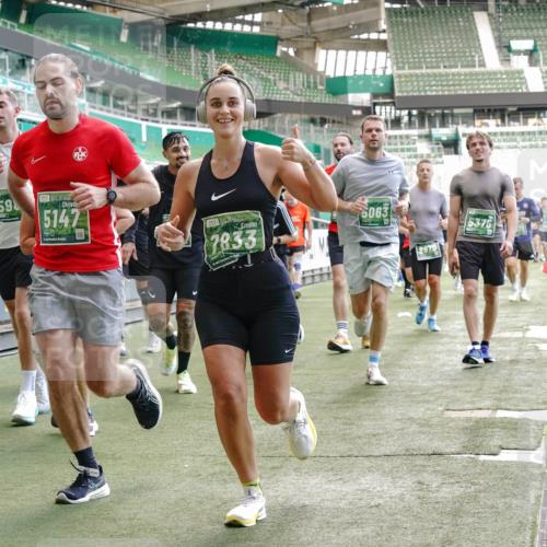 13.09.2026 - 21. swb-Marathon Bremen Michael Burmester http://msf.ph/oto/10453370 13.09.2026 13:10:21 Laufen im Stadion 164, 373, 383, 391, 448, 532, 549, 563, 581, 625, 813, 869, 898, 984, 1072, 1150, 1180, 1738, 1855, 1867, 1880, 1894, 1967, 2202, 2208, 2232, 2243, 2268, 2284, 2330, 2333, 2339, 2342, 2429, 2432, 2441, 2443, 2471, 2525, 2530, 2531, 2553, 2573, 2589, 2594, 2654, 2682, 2692, 2714, 2717, 2784, 2785, 2819, 2836, 2920, 2931, 2932, 2941, 3026, 3032, 3063, 3086, 3089, 3122, 3174, 3207, 3208, 3291, 3316, 3327, 3333, 3370, 3398, 3409, 3410, 3437, 3470, 3549, 3707, 3769, 109 meine-sportfotos.de