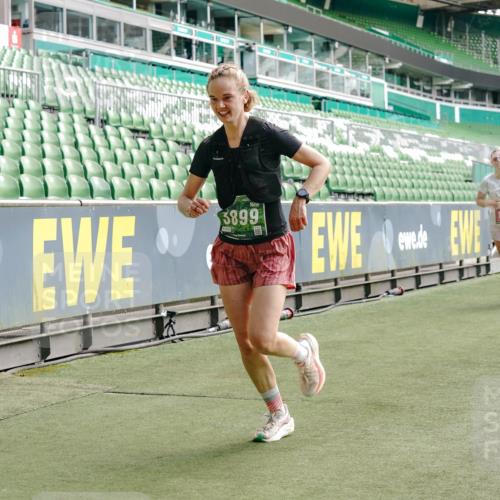 13.09.2026 - 21. swb-Marathon Bremen Michael Burmester http://msf.ph/oto/10453381 13.09.2026 12:51:29 Laufen im Stadion 235, 335, 469, 734, 771, 863, 1043, 1125, 1146, 1162, 1232, 1455, 1492, 1510, 1513, 1613, 1955, 1970, 1998, 2008, 2130, 2291, 2295, 2360, 2442, 2444, 2447, 2759, 2847, 3440, 3484, 3566, 3647, 3703, 3808, 3830, 3899, 3959, 3988, 4023, 4165, 4368, 4429, 4473, 4475, 4559, 4571, 4573, 4582, 4727, 4781, 4782, 4888, 4895, 5066, 5079, 5152, 5155, 5168, 5314, 5379, 5521, 5532, 5620, 5627, 5636, 5696, 6267, 6274, 6471, 6668, 6901, 8033, 8798 meine-sportfotos.de
