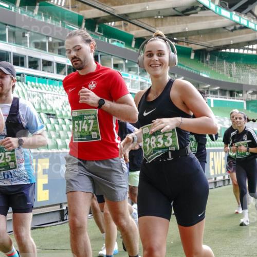 13.09.2026 - 21. swb-Marathon Bremen Michael Burmester http://msf.ph/oto/10453387 13.09.2026 13:10:21 Laufen im Stadion 164, 373, 383, 391, 448, 532, 549, 563, 581, 625, 813, 869, 898, 984, 1072, 1150, 1180, 1738, 1855, 1867, 1880, 1894, 1967, 2202, 2208, 2232, 2243, 2268, 2284, 2330, 2333, 2339, 2342, 2429, 2432, 2441, 2443, 2471, 2525, 2530, 2531, 2553, 2573, 2589, 2594, 2654, 2682, 2692, 2714, 2717, 2784, 2785, 2819, 2836, 2920, 2931, 2932, 2941, 3026, 3032, 3063, 3086, 3089, 3122, 3174, 3207, 3208, 3291, 3316, 3327, 3333, 3370, 3398, 3409, 3410, 3437, 3470, 3549, 3707, 3769, 109 meine-sportfotos.de