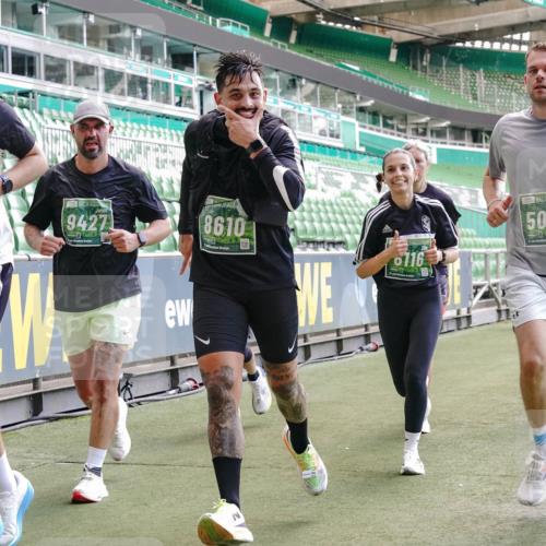 13.09.2026 - 21. swb-Marathon Bremen Michael Burmester http://msf.ph/oto/10453445 13.09.2026 13:10:22 Laufen im Stadion 164, 373, 383, 391, 448, 532, 549, 563, 581, 625, 813, 869, 898, 984, 1072, 1150, 1180, 1738, 1855, 1867, 1880, 1894, 1967, 2202, 2208, 2232, 2243, 2268, 2284, 2330, 2333, 2339, 2342, 2429, 2432, 2441, 2443, 2471, 2525, 2530, 2531, 2553, 2573, 2589, 2594, 2654, 2682, 2714, 2717, 2784, 2785, 2819, 2836, 2920, 2931, 2932, 2941, 3026, 3032, 3063, 3086, 3089, 3122, 3174, 3207, 3208, 3291, 3316, 3327, 3333, 3370, 3398, 3409, 3410, 3437, 3470, 3549, 3707, 3769, 109 meine-sportfotos.de
