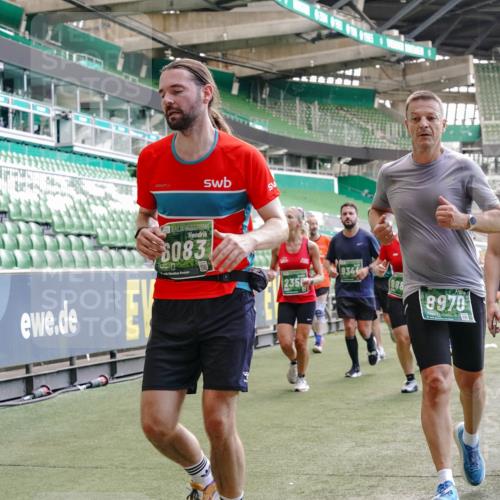 13.09.2026 - 21. swb-Marathon Bremen Michael Burmester http://msf.ph/oto/10453611 13.09.2026 13:10:25 Laufen im Stadion 164, 373, 383, 391, 448, 532, 549, 563, 581, 625, 813, 869, 898, 984, 1072, 1150, 1180, 1738, 1855, 1867, 1880, 1894, 1967, 2202, 2208, 2232, 2243, 2268, 2284, 2330, 2333, 2339, 2342, 2429, 2432, 2441, 2443, 2471, 2525, 2530, 2531, 2553, 2573, 2589, 2594, 2654, 2682, 2714, 2717, 2784, 2785, 2819, 2836, 2920, 2931, 2932, 2941, 3026, 3032, 3063, 3086, 3089, 3122, 3174, 3207, 3208, 3291, 3316, 3327, 3333, 3370, 3398, 3409, 3410, 3437, 3470, 3549, 3707, 3769, 109 meine-sportfotos.de