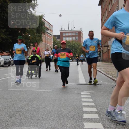 13.09.2026 - Kiel Lauf Markus Tischler http://msf.ph/oto/10453630 13.09.2026 09:57:56 Fleethörn 11456, 10357, 9332, 39, 2967 meine-sportfotos.de