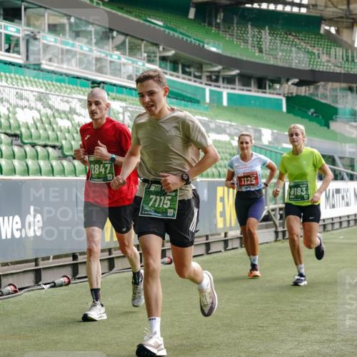 13.09.2026 - 21. swb-Marathon Bremen Michael Burmester http://msf.ph/oto/10453669 13.09.2026 12:51:38 Laufen im Stadion 107, 235, 335, 734, 771, 863, 1043, 1125, 1146, 1162, 1232, 1455, 1492, 1510, 1513, 1613, 1955, 1970, 1998, 2008, 2130, 2295, 2360, 2442, 2444, 2447, 2498, 2759, 2847, 3085, 3336, 3440, 3448, 3484, 3566, 3647, 3703, 3808, 3830, 3899, 3959, 3988, 4023, 4165, 4283, 4368, 4429, 4473, 4475, 4559, 4571, 4573, 4582, 4727, 4781, 4782, 4888, 4895, 5066, 5079, 5152, 5155, 5168, 5314, 5379, 5521, 5532, 5620, 5627, 5636, 5696, 6267, 6274, 6471, 6668, 6901, 8033, 8798 meine-sportfotos.de