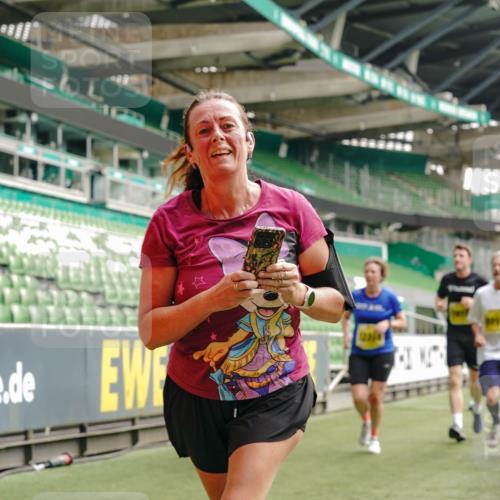 13.09.2026 - 21. swb-Marathon Bremen Michael Burmester http://msf.ph/oto/10453785 13.09.2026 10:32:09 Laufen im Stadion 10067, 10141, 10146, 10203, 10222, 10226, 10227, 10243, 10246, 10249, 10255, 10256, 10284, 10322, 10365, 10372, 10379, 10410, 10443, 10448, 10471, 10478, 10479, 10486, 10503, 10517, 10518, 10529, 10540, 10543, 10550, 10555, 10565, 10577, 10579, 10589, 10608, 10610, 10626, 10631, 10646, 10670, 10675, 10684, 10685, 10690, 10703, 10704, 10707, 10708, 10721, 10725, 10757, 10771, 10821, 10822, 10838, 11350, 11379 meine-sportfotos.de