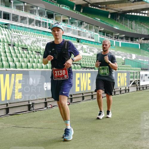 13.09.2026 - 21. swb-Marathon Bremen Michael Burmester http://msf.ph/oto/10453850 13.09.2026 12:51:44 Laufen im Stadion 107, 235, 335, 683, 734, 771, 792, 863, 1033, 1043, 1125, 1146, 1162, 1232, 1455, 1492, 1510, 1613, 1955, 1970, 1998, 2008, 2130, 2295, 2442, 2444, 2447, 2480, 2498, 2759, 2767, 2847, 3085, 3336, 3440, 3448, 3484, 3566, 3703, 3808, 3830, 3899, 3959, 3988, 4023, 4165, 4283, 4368, 4429, 4473, 4475, 4559, 4571, 4573, 4582, 4727, 4781, 4782, 4888, 4895, 5066, 5079, 5152, 5155, 5168, 5314, 5379, 5521, 5532, 5620, 5627, 5696, 6274, 6471, 6668, 6901, 8033, 8798 meine-sportfotos.de