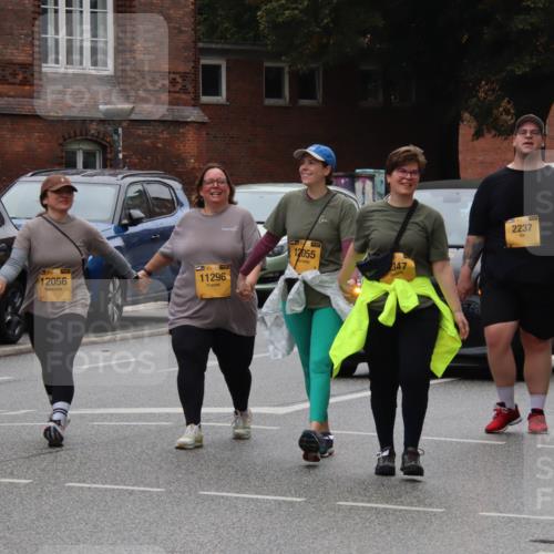 13.09.2026 - Kiel Lauf Markus Tischler http://msf.ph/oto/10453896 13.09.2026 10:05:00 Fleethörn 1289, 12056, 11296, 12055, 347, 2237 meine-sportfotos.de